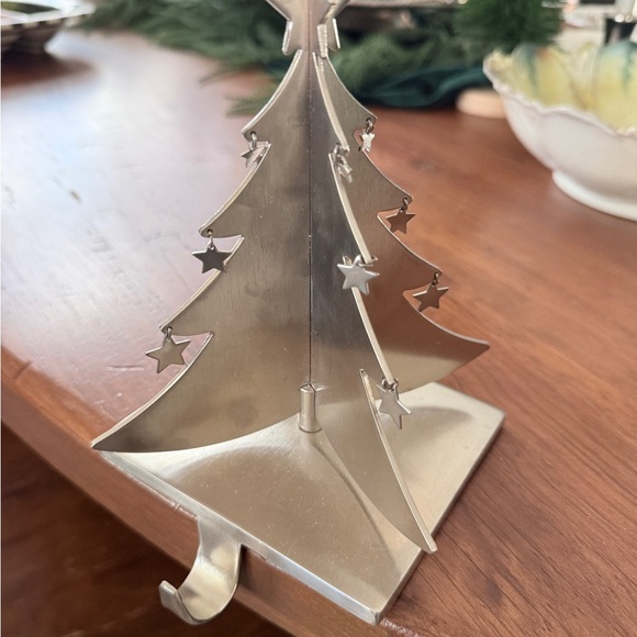 Eddie Bauer Other - Eddie Bauer Silver Christmas Tree Stocking Holder W/ Dangling Star Ornaments